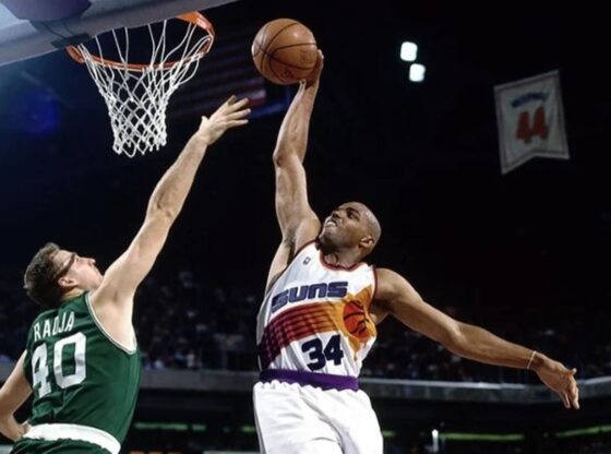 'Sir' Charles was small in height (1.98) but some of his actions were spectacular and the fans adored him