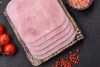 There are several aspects of the ham that can give signs that it is damaged or in the process of decomposition.
