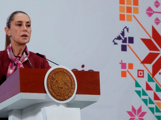 Sheinbaum anuncia acuerdo con refresqueras para disminuir azúcar en bebidas