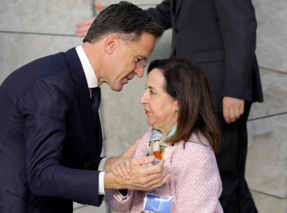 NATO Secretary General Mark Rutte talks with Minister Margarita Robles.