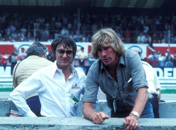 Bernie ecclestone, con james hunt (1976)