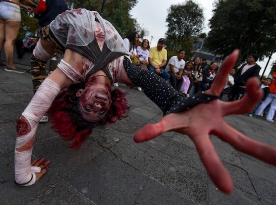 Fear is an essential adaptive response to survive, but its intensity varies depending on genetics, education, and experiences, explains a psychologist.