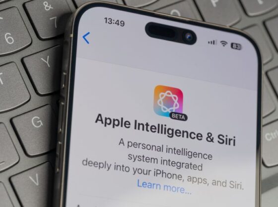New York, USA - November 26, 2024: Apple Intelligence and SIri menu on screen in keyboard button background close up view; Shutterstock ID 2551334869; purchase_order: ا; job: ; client: ; other: