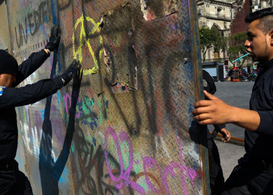 They wall off the National Palace due to the march of Gen Z
