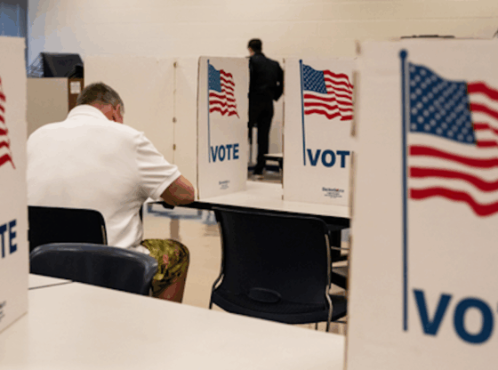 En Estados Unidos (EU), este martes hay elecciones en 11 estados, incluidos California, Nueva York, Nueva Jersey y Virginia.