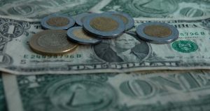 Remittances fall 12.1 percent in April: Banxico.