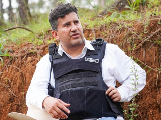 Autoridad sin ley, poder sin Estado