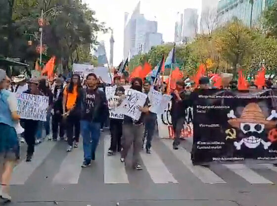 Integrantes de la "Generación Z" marchan en CdMx