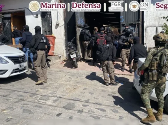 The Navy dismantled a cell in charge of Jorge Antonio in Jalisco "N" alias "Yorch"who trafficked drugs hidden in industrial machinery.