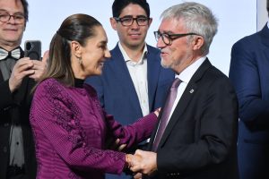 Sheinbaum announced the construction of AL's largest supercomputer in Mexico.