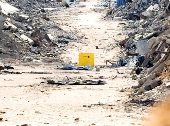 near "Yellow line".. A Palestinian family bordering on death in Gaza