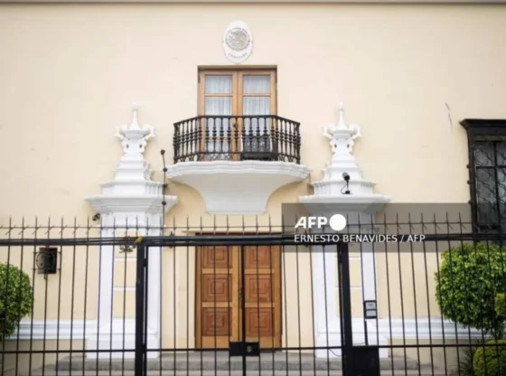 The SRE reported that the Government of Peru confirmed that it will respect Mexico's immunities.