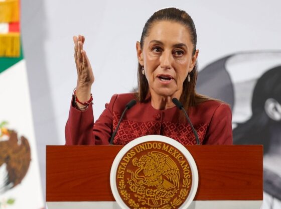 La Presidenta Claudia Sheinbaum advirtió que si Perú entra a la Embajada de México para detener a Betssy Chávez estaría violando las leyes internacionales.