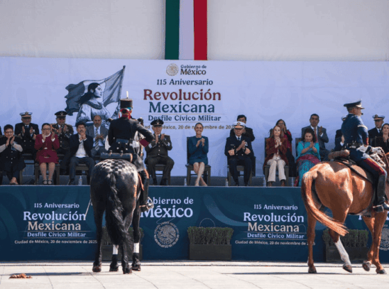 During the civil-military parade, the president highlighted the importance of maintaining unity and moving forward with firm principles. COURTESY