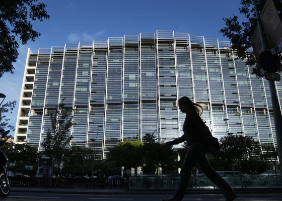Facade of the Estel building, headquarters of Telefónica.
