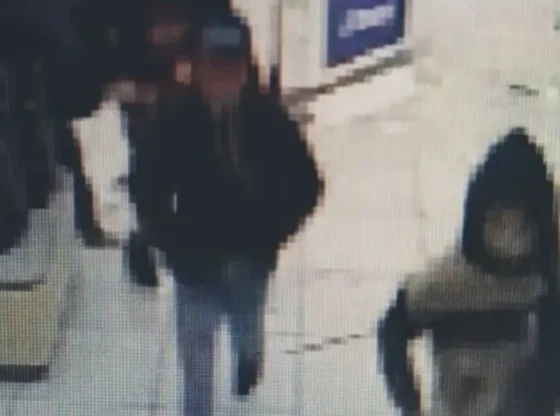 A Coppel is attacked in Puebla and at least 10 cell phones are stolen