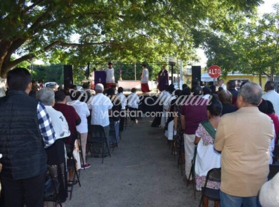 Mass at the Motul Municipal Cemetery
