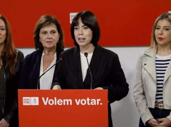 Morant, with Alicia Andújar, Carmen Martínez and Rocío Briones, this Saturday.