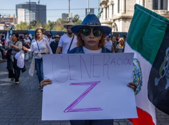 Morena affirmed that the violent mobilization that culminated in the tearing down of fences at the National Palace was not genuine youth action.