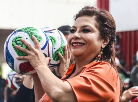 Clara Brugada will go to the US this Friday for the draw for the 2026 World Cup matches, her Social Communication team confirmed.