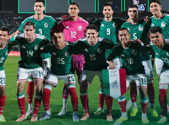 En la Copa del Mundo 2026, México buscará sumar su primera victoria en un partido inaugural. La selección mexicana ha estado en siete inauguraciones de Copa del Mundo con un saldo de cinco derrotas y dos empates.