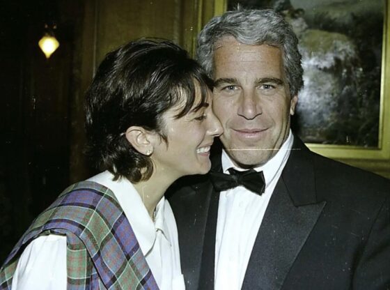 Ghislaine Maxwell y Jeffrey Epstein, aliados para cometer delitos de tráfico y abuso sexual de menores.